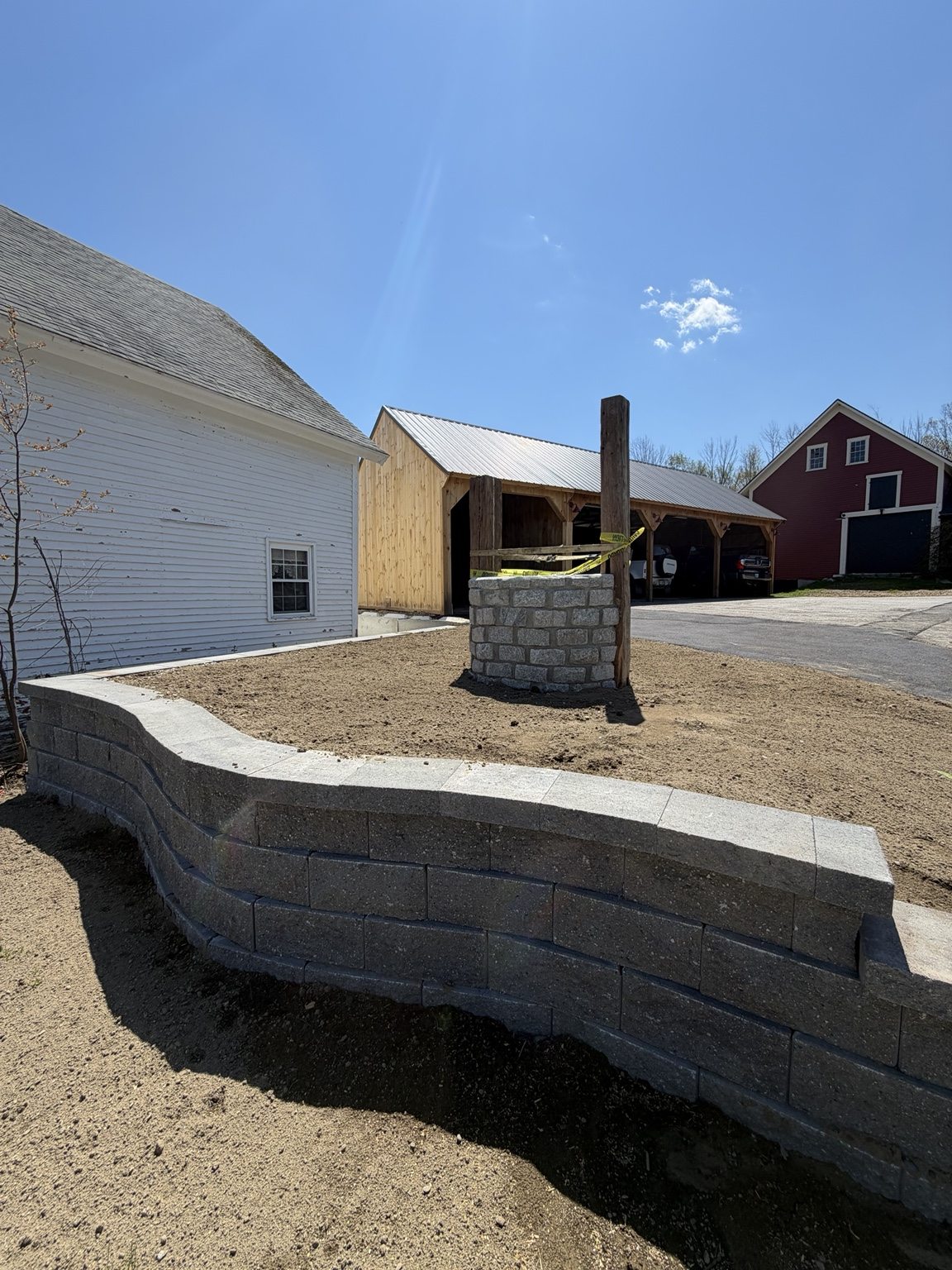 Curved garden walkway